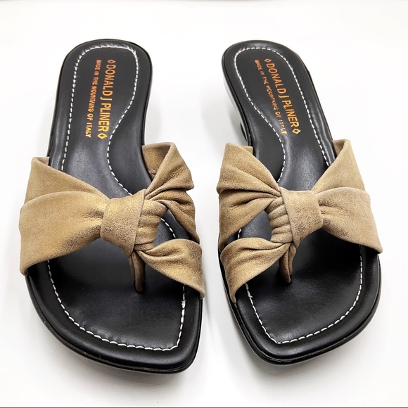 {Donald J. Pliner} Distressed Suede Con Slippers - Picture 15 of 16